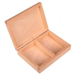 pudełko z drewna na obrączki